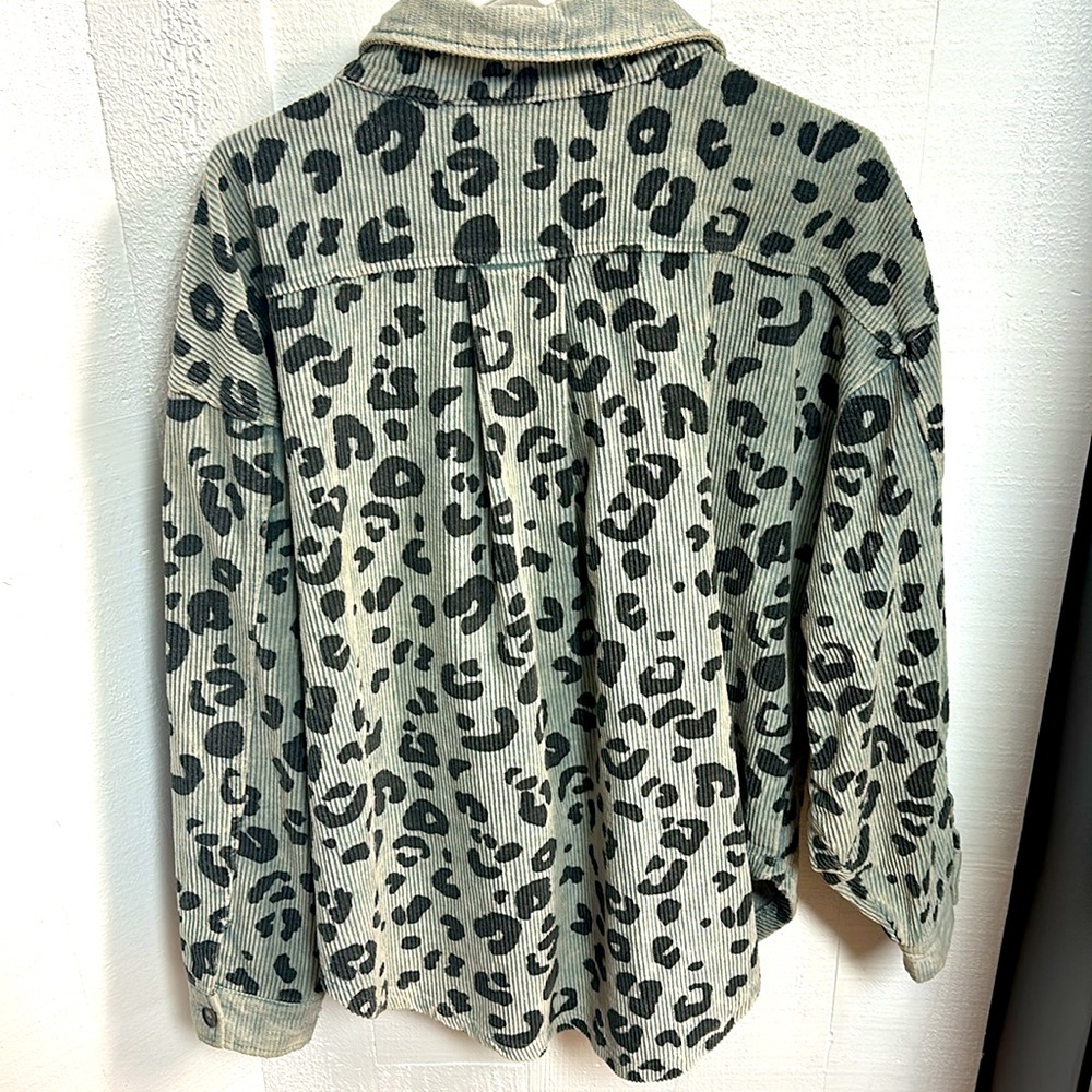 Leopard Shacket - Picture 4 of 4